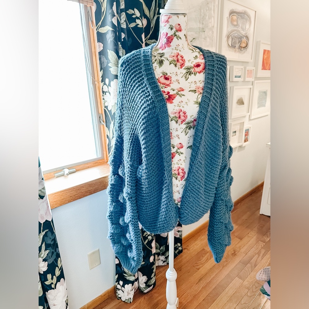 Bubble sleeves cardigan